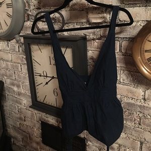 Free people NWT low cut blue top size small